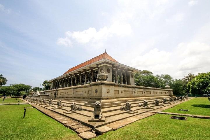 Colombo City Full-Day Tour (Private Car)